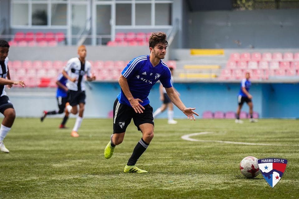Gianluca entrenando durante la pandemia